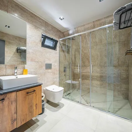On7 Private Hotel